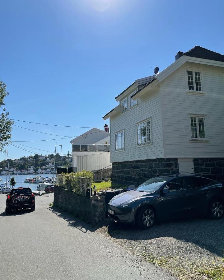 Fin Leilighet, Sentralt Og Sjonaert,Med Parkering Arendal Eksteriør bilde